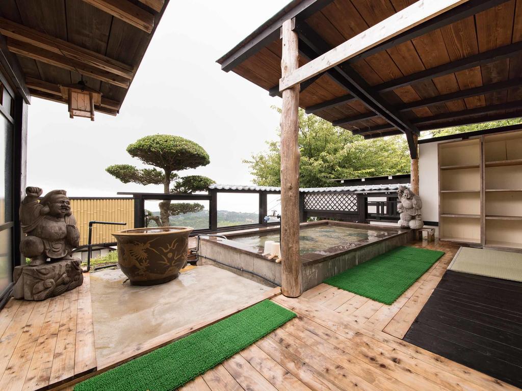 Yokohama Fujiyoshi Izuten Ito  Exterior photo